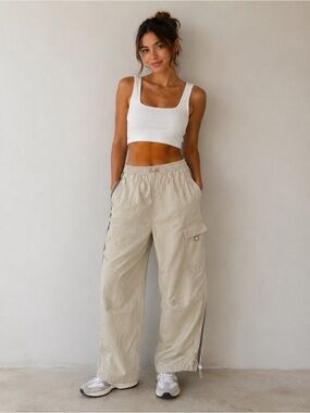 Afi Sport Beige Cargo Capri Pants Utility Y2K Wide Leg Size XL